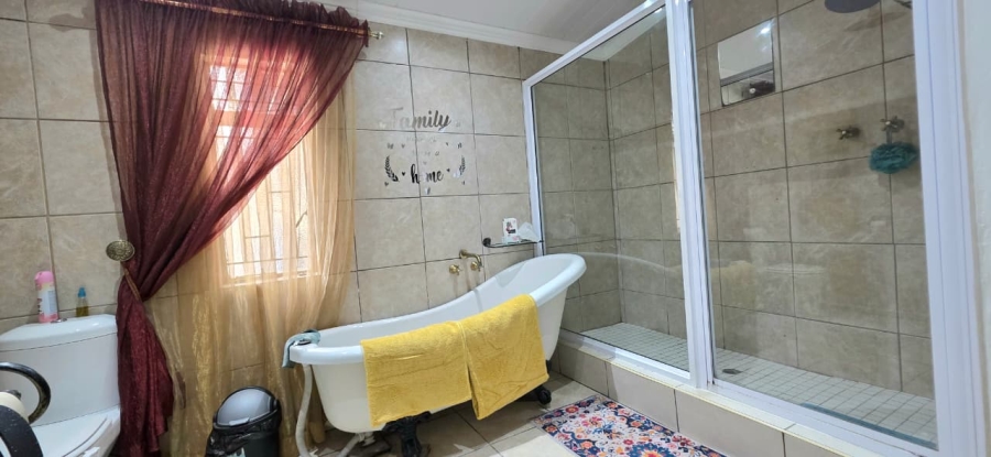9 Bedroom Property for Sale in St Helena Free State